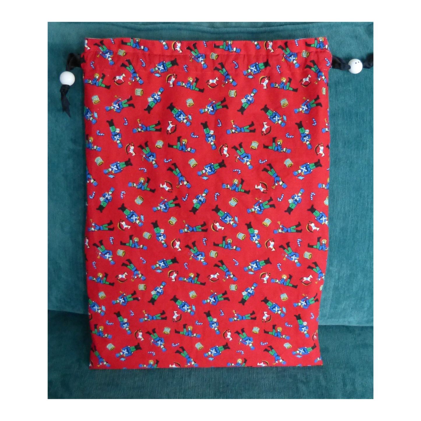 Lined Fabric Gift Bag – Holiday Character Print with Snowman Beads (Large)