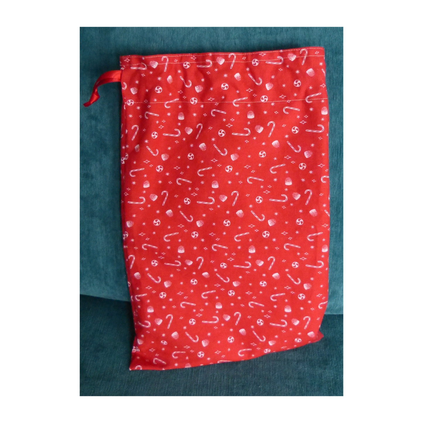 Lined Fabric Gift Bag – Candy Cane Holiday Print (Medium)