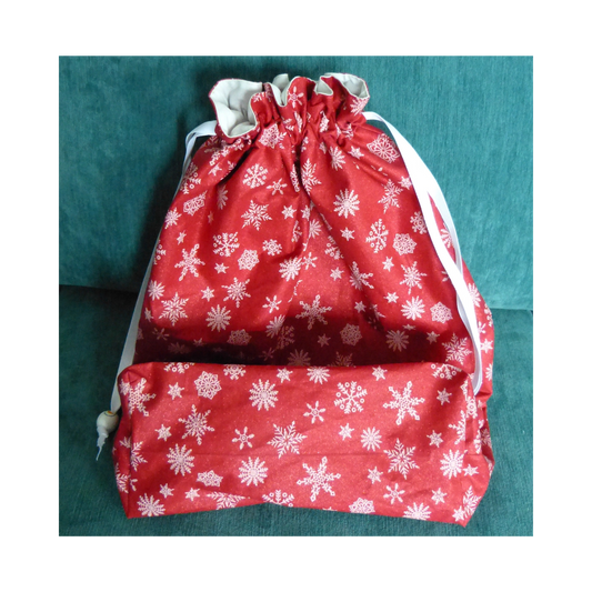 Lined Fabric Gift Bag – Shimmering Red Snowflakes (Boxed Bottom) (Large)