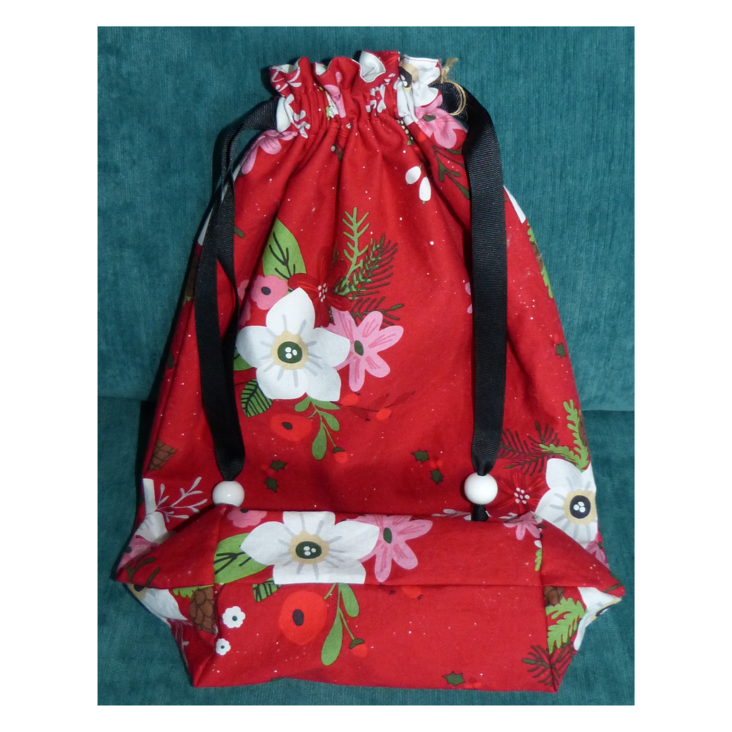 Lined Fabric Gift Bag – Festive Red Winter Florals (Medium)