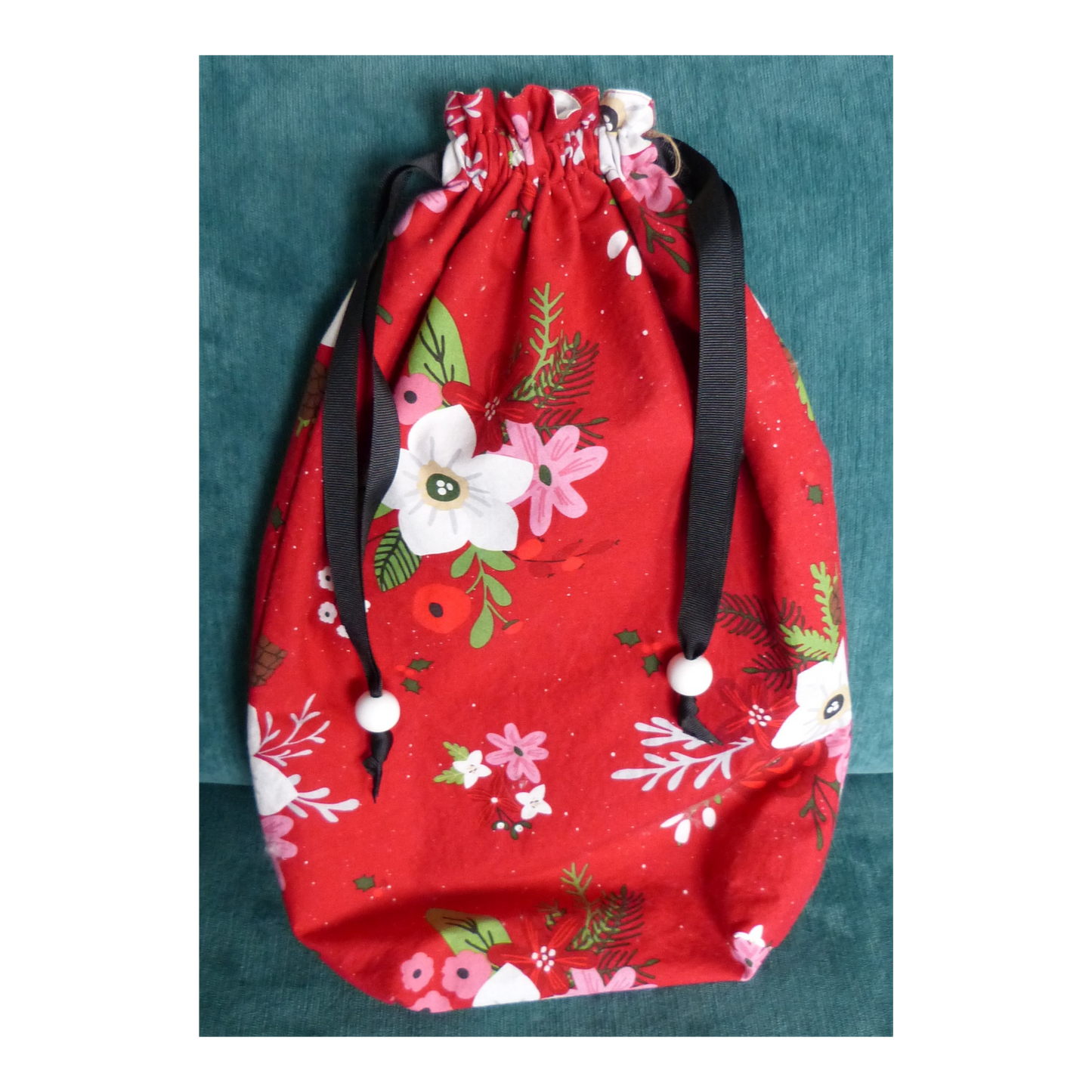 Lined Fabric Gift Bag – Festive Red Winter Florals (Medium)