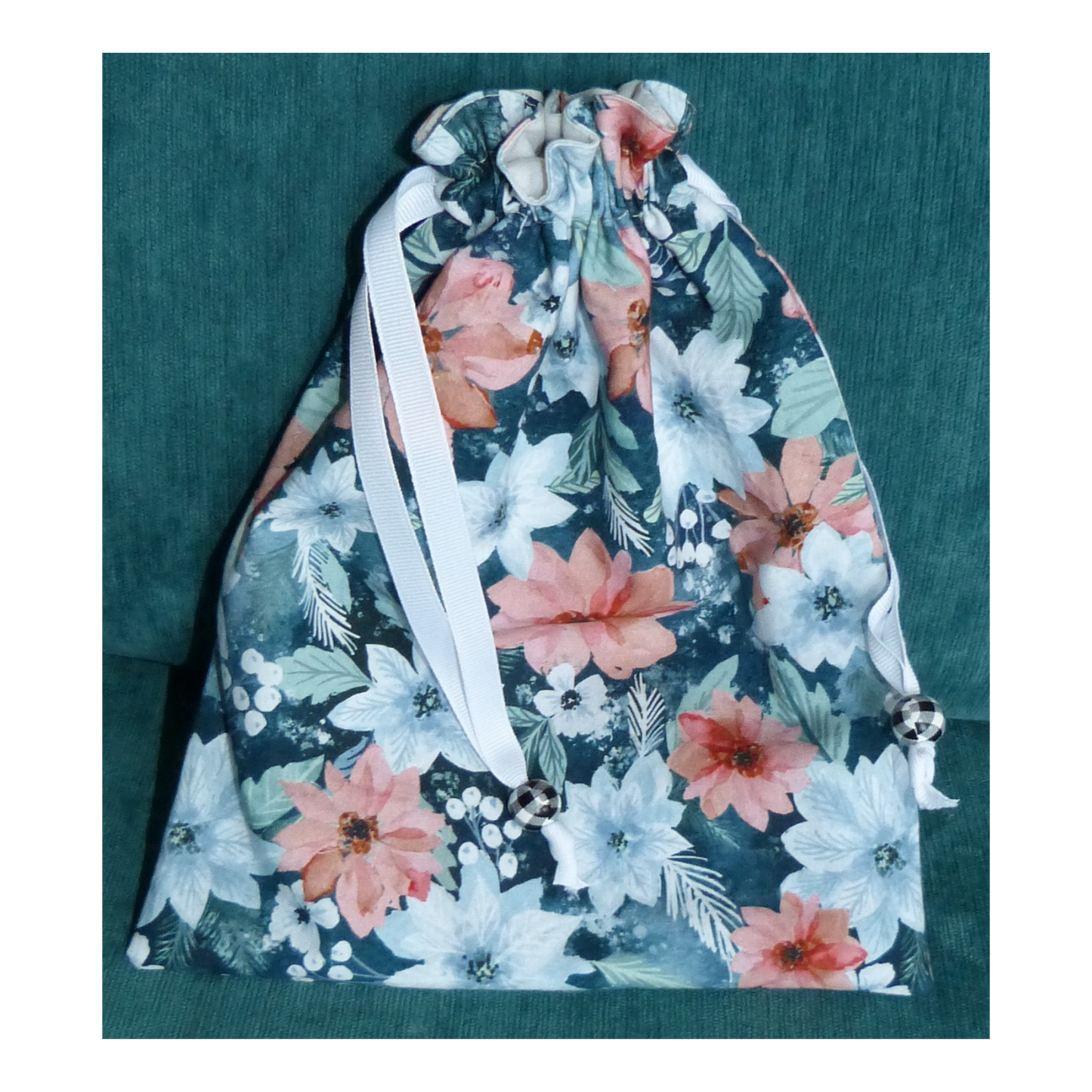 Lined Fabric Gift Bag – Winter Poinsettia Floral (Small)