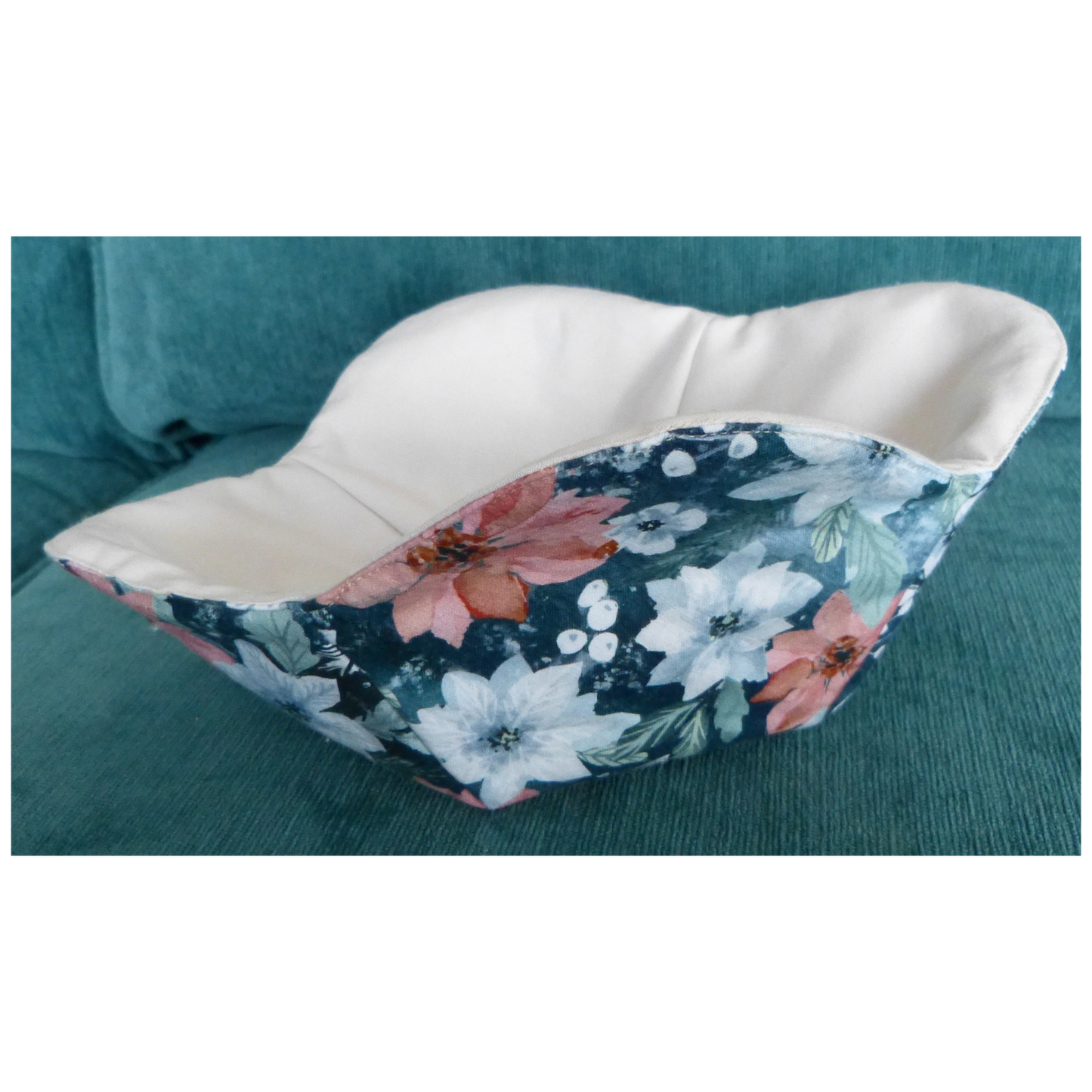 Elegant Poinsettia Bowl Cozy – Reversible & Microwave Safe