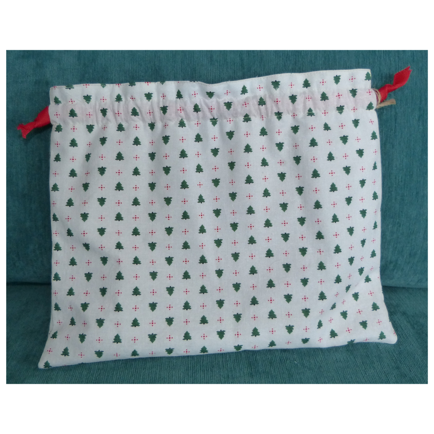 Lined Fabric Gift Bag – Tiny Christmas Tree Print (Small)