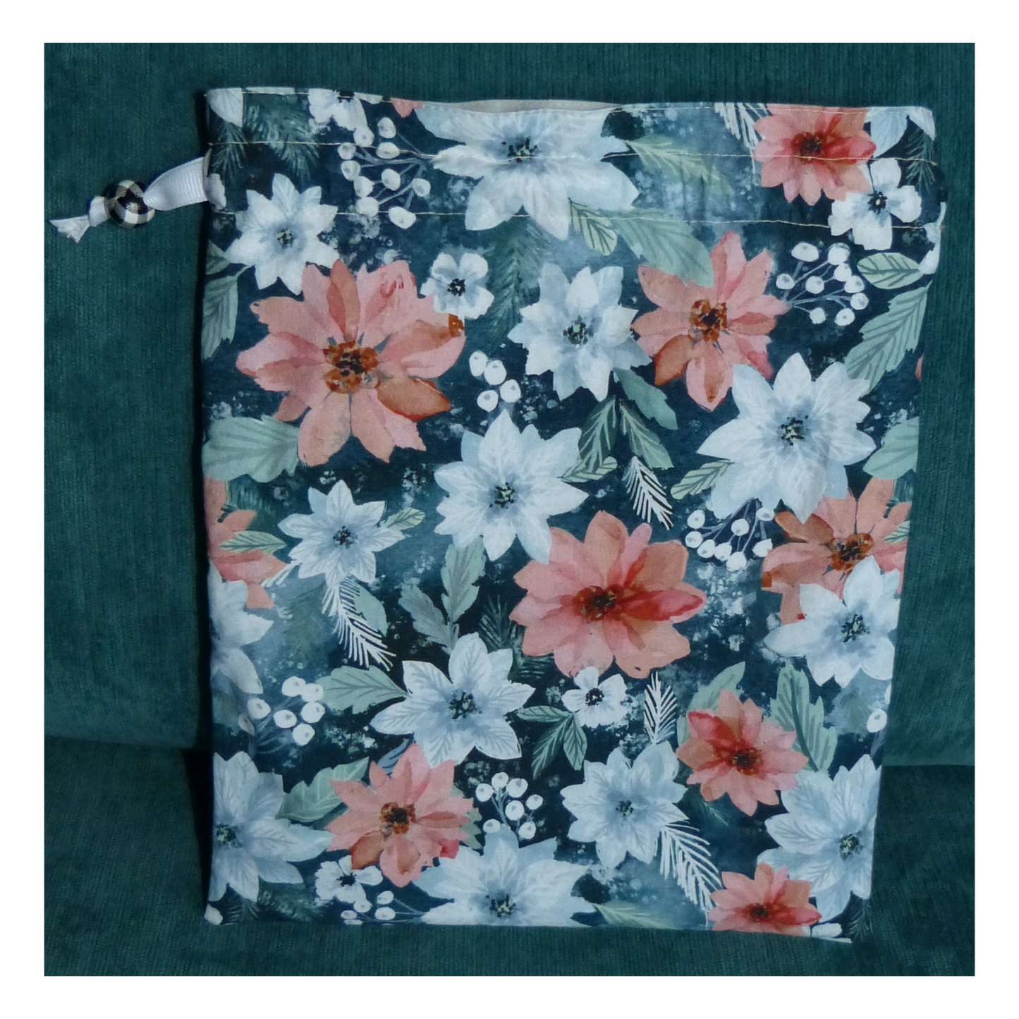 Lined Fabric Gift Bag – Winter Poinsettia Floral (Small)
