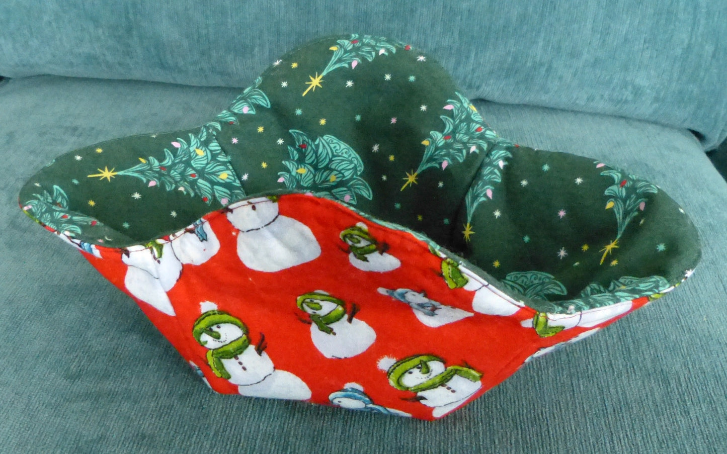 Christmas Trees & Snowmen Bowl Cozy – Reversible & Microwave Safe