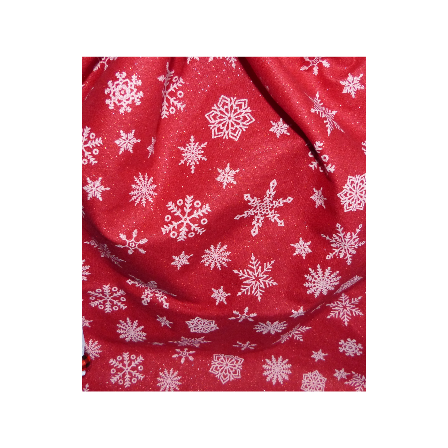 Lined Fabric Gift Bag – Shimmering Red Snowflakes (Medium)